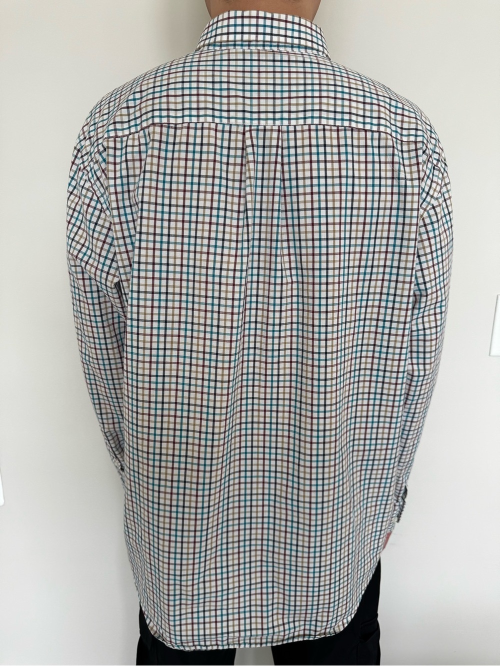 Arrow Men's White Button-Up Shirt with Blue, Brown and Burgundy Check